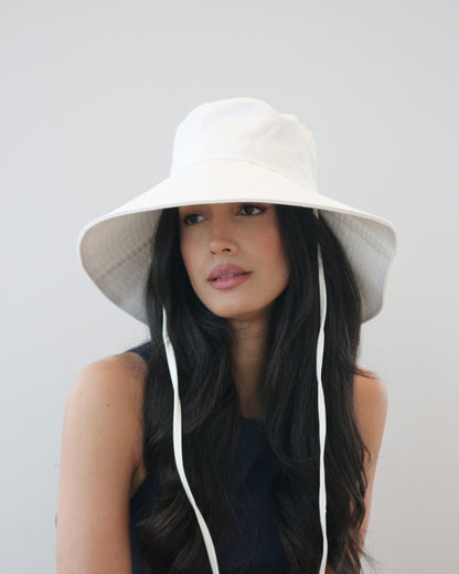 Onda Canvas Bucket Hat